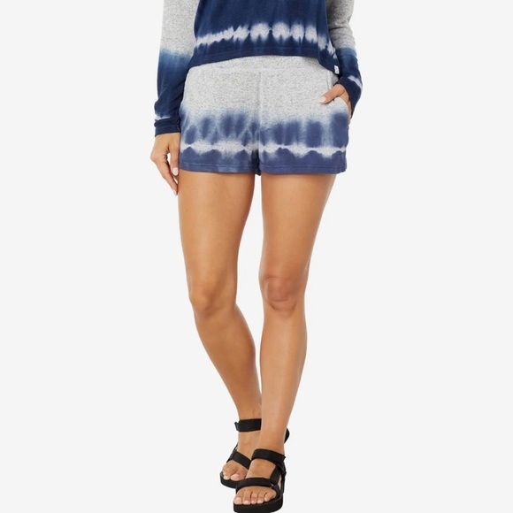 ROXY Staying True Shorts Gray & Blue Tie Dye Size Small With Pockets NEW - Picture 1 of 12